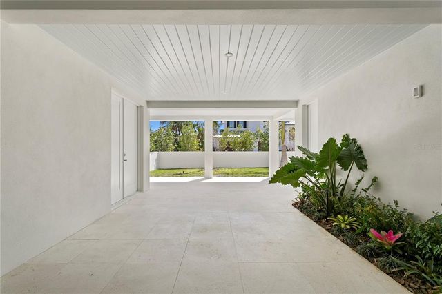 6189 LEELAND STREET S, St Petersburg, FL 33715
