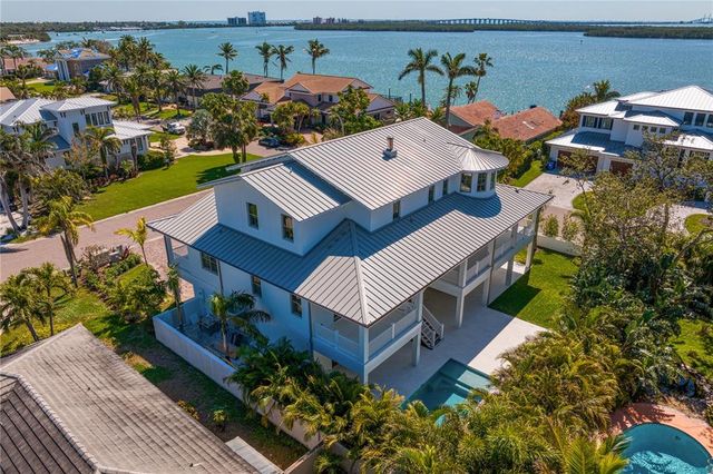 6189 LEELAND STREET S, St Petersburg, FL 33715