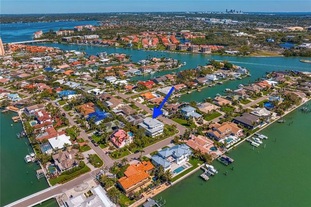 6189 LEELAND STREET S, St Petersburg, FL 33715