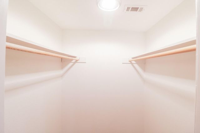 6150 Ridgeway Drive, Houston, TX 77033