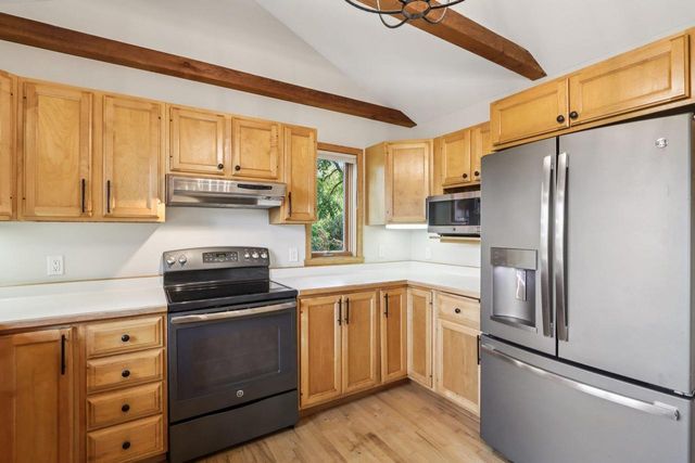 2445 Gaston Road, Cottage Grove, WI 53527