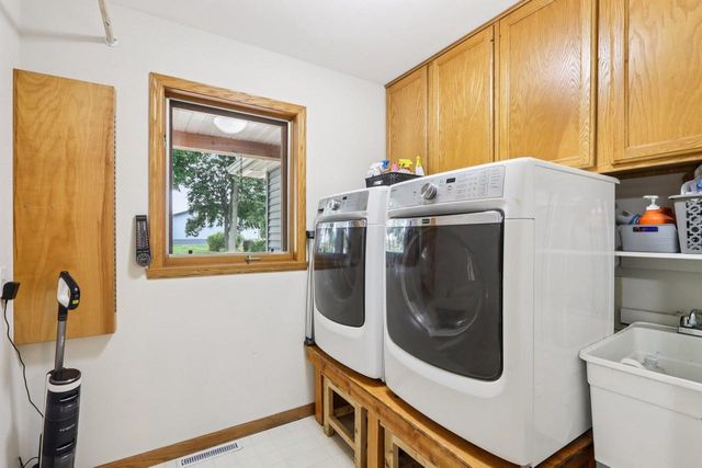 2445 Gaston Road, Cottage Grove, WI 53527