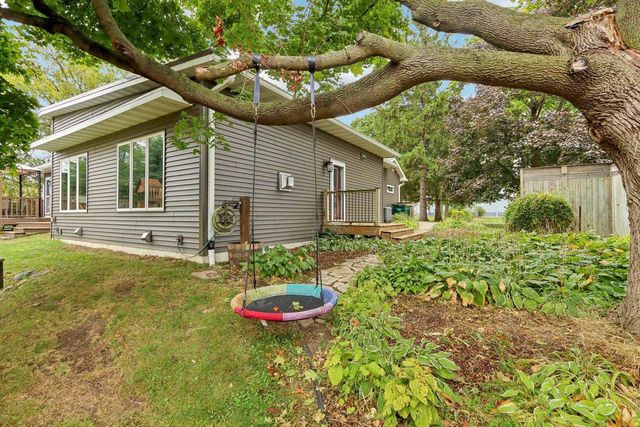 2445 Gaston Road, Cottage Grove, WI 53527