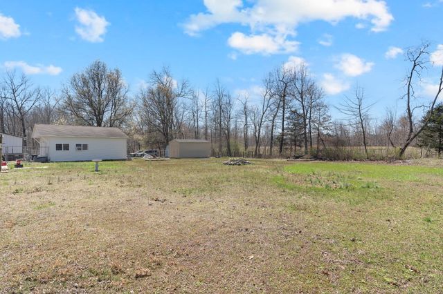203 Larkway Dr, Tullahoma, TN 37388