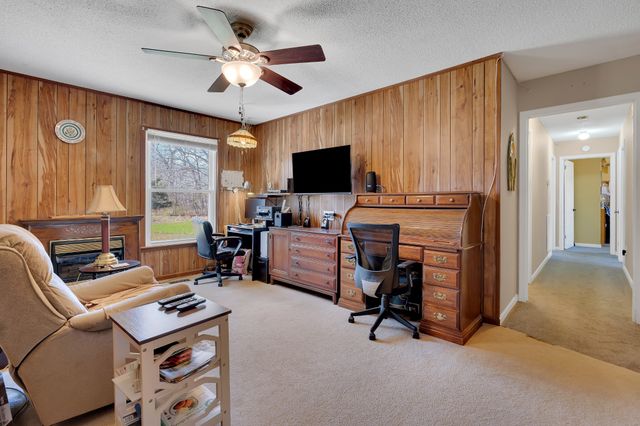 203 Larkway Dr, Tullahoma, TN 37388