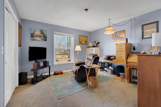 203 Larkway Dr, Tullahoma, TN 37388