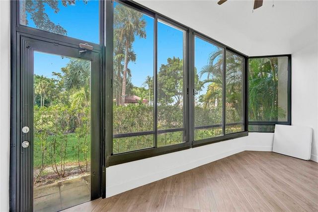 7484 La Paz Boulevard 101, Boca Raton, FL 33433