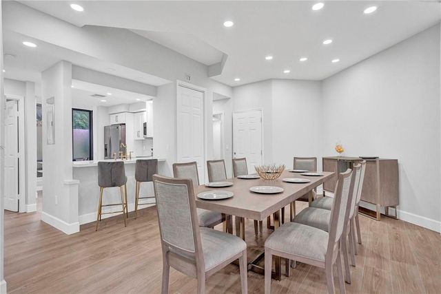 7484 La Paz Boulevard 101, Boca Raton, FL 33433