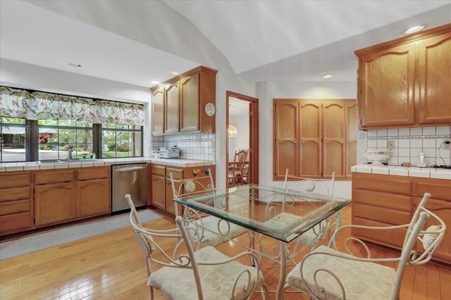 11774 Skipper Ct, Penn Valley, CA 95946