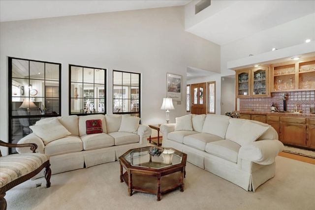 11774 Skipper Ct, Penn Valley, CA 95946