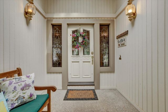 11774 Skipper Ct, Penn Valley, CA 95946