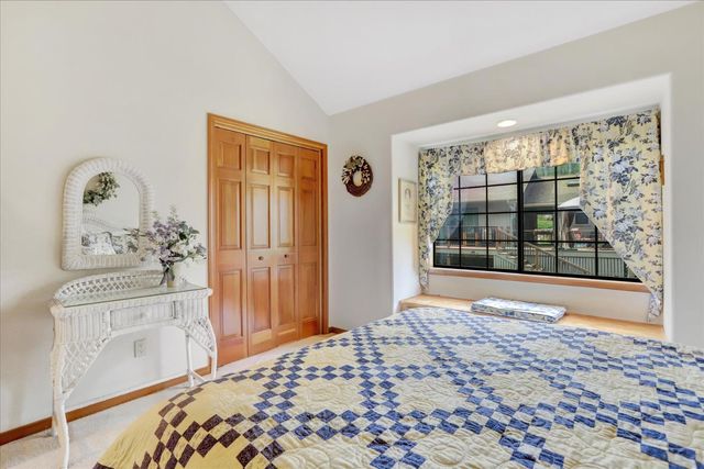 11774 Skipper Ct, Penn Valley, CA 95946
