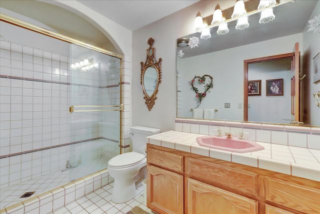 11774 Skipper Ct, Penn Valley, CA 95946