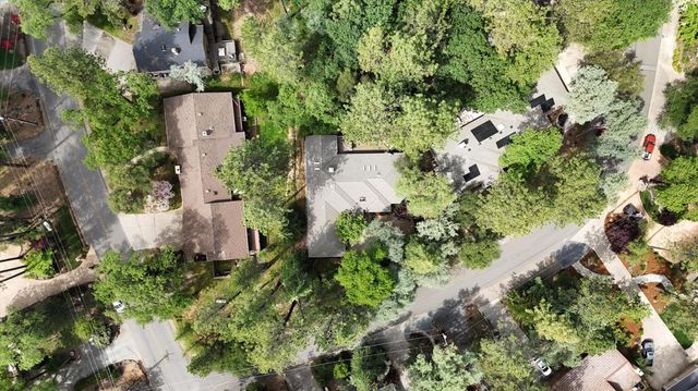 11774 Skipper Ct, Penn Valley, CA 95946