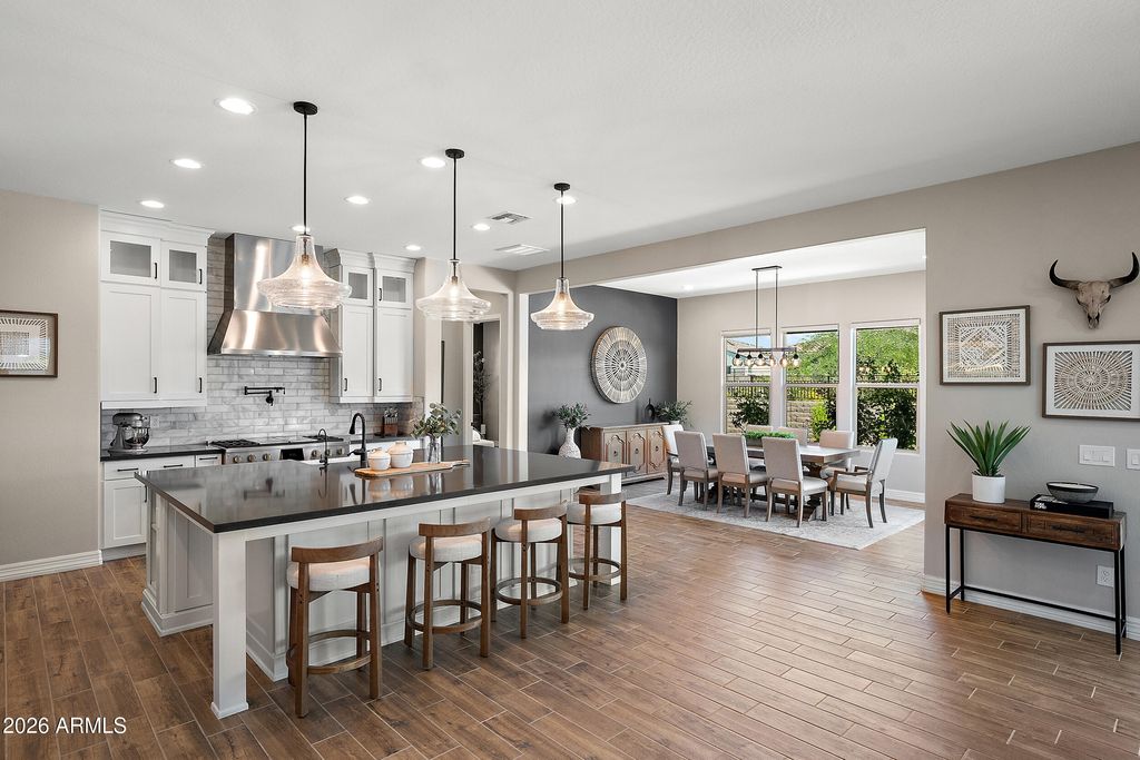 10730 E TRAVERTINE Avenue, Mesa, AZ 85212