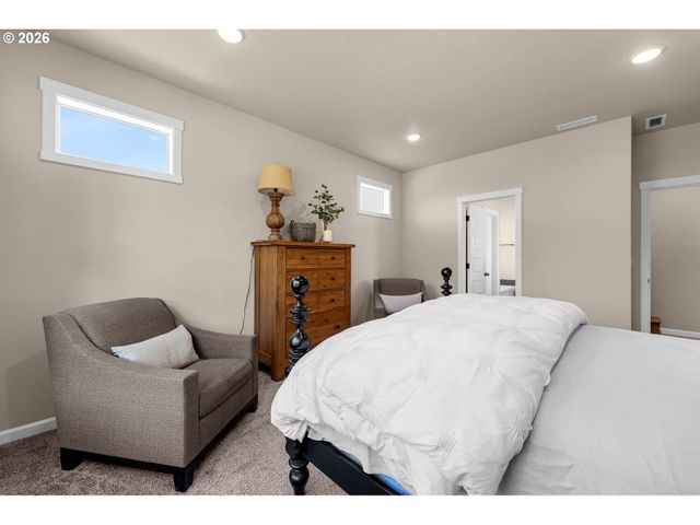 2836 Nw 8TH Ave, Battle Ground, WA 98604