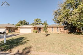 1221 AMHERST STREET, Burkburnett, TX 76354