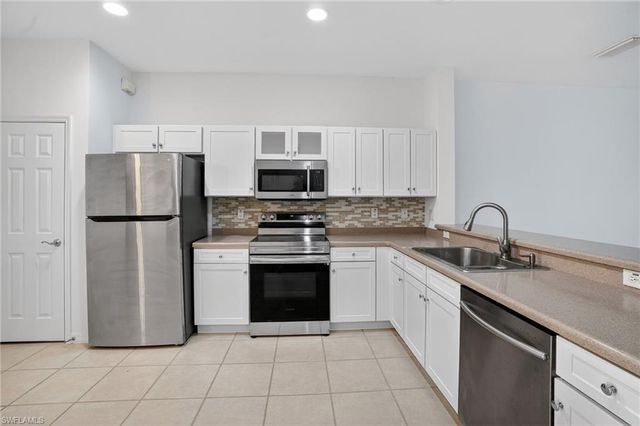 15995 Caldera LN 69, Naples, FL 34110