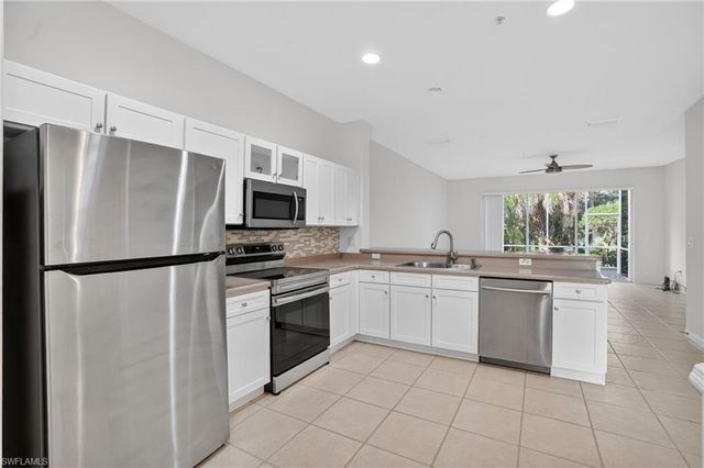 15995 Caldera LN 69, Naples, FL 34110