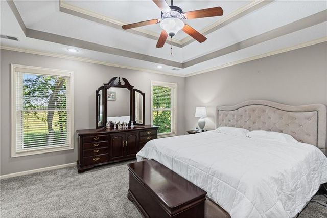 8700 NE 91st Terrace, Kansas City, MO 64157