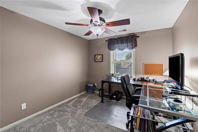 8700 NE 91st Terrace, Kansas City, MO 64157
