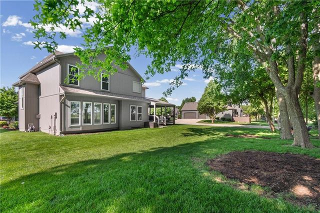 8700 NE 91st Terrace, Kansas City, MO 64157