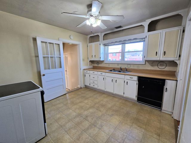 914 Whitney AVE, Roanoke, VA 24012