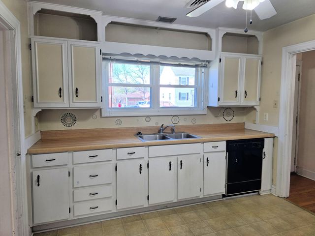 914 Whitney AVE, Roanoke, VA 24012