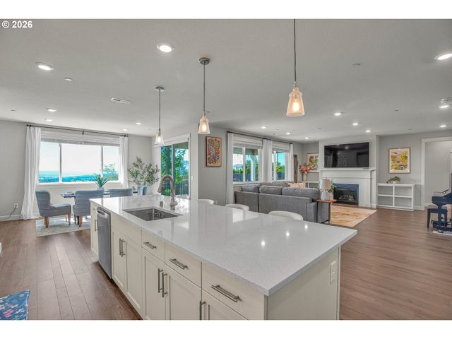 1739 Nw HANCOCK Dr, Camas, WA 98607