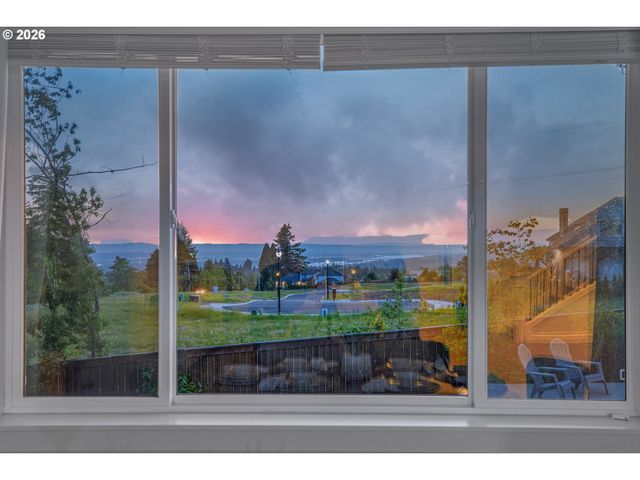 1739 Nw HANCOCK Dr, Camas, WA 98607