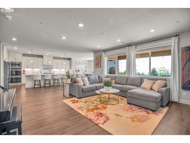 1739 Nw HANCOCK Dr, Camas, WA 98607