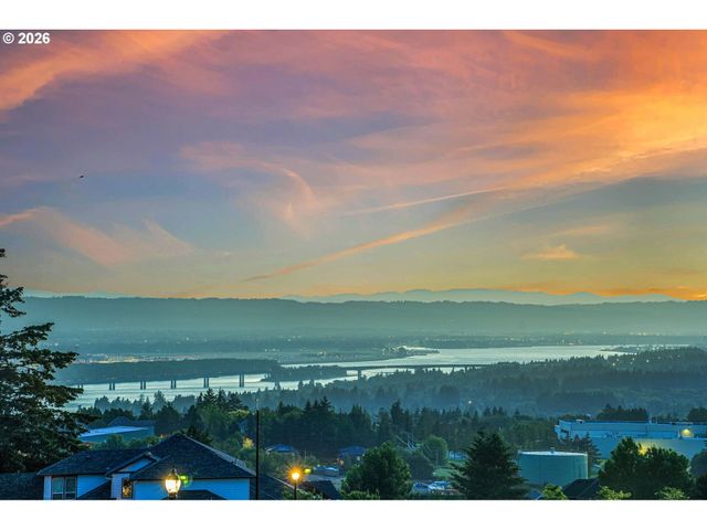1739 Nw HANCOCK Dr, Camas, WA 98607