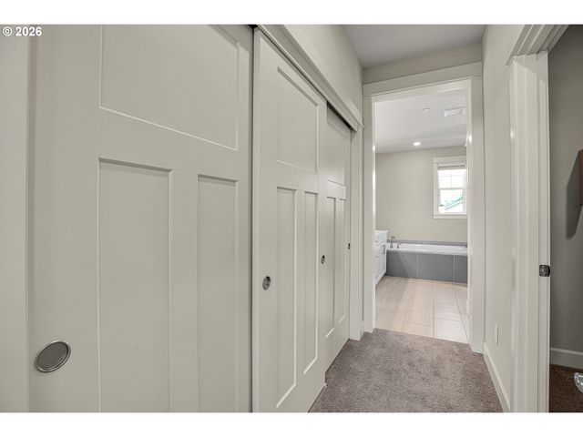 1739 Nw HANCOCK Dr, Camas, WA 98607
