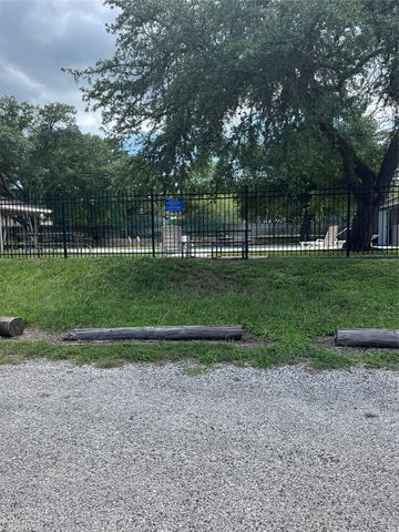 100 Cowpoke CIR, Wimberley, TX 78676