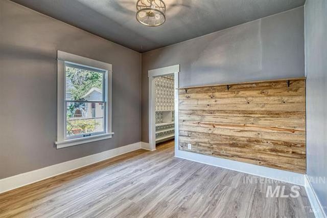 1015 E Logan St, Caldwell, ID 83605