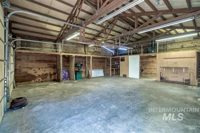 1015 E Logan St, Caldwell, ID 83605