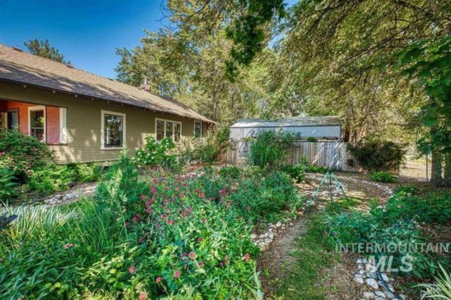 1015 E Logan St, Caldwell, ID 83605