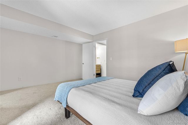 540 S Forest Street 7-102, Denver, CO 80246