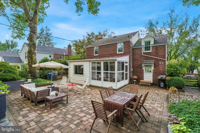 210 GLENDALOUGH RD, Erdenheim, PA 19038