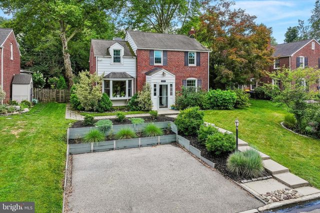 210 GLENDALOUGH RD, Erdenheim, PA 19038