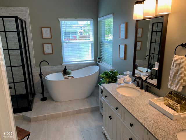 7818 Red Sunset Way, Avon, IN 46123