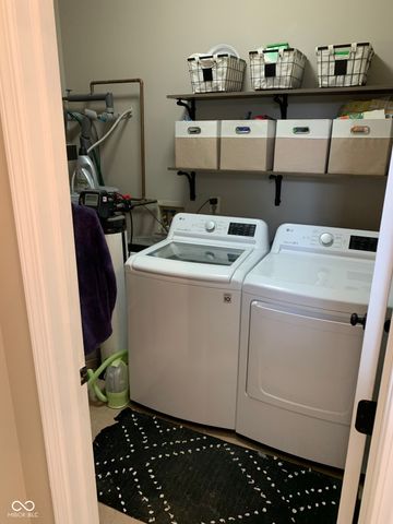 7818 Red Sunset Way, Avon, IN 46123