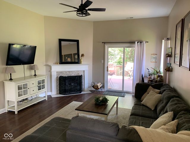 7818 Red Sunset Way, Avon, IN 46123