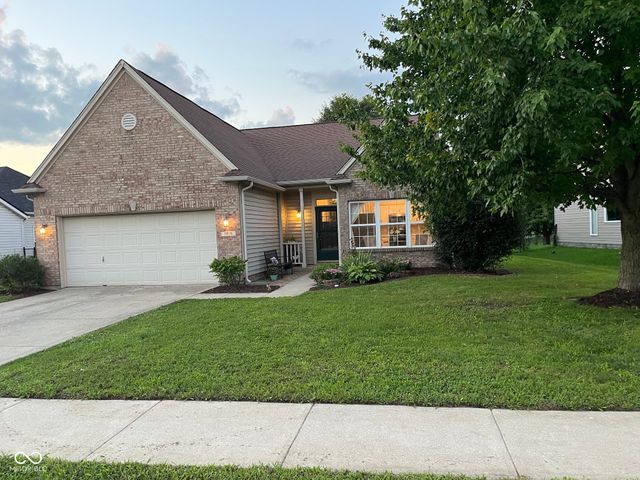 7818 Red Sunset Way, Avon, IN 46123