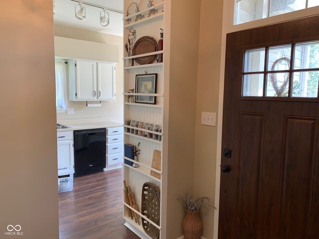 7818 Red Sunset Way, Avon, IN 46123