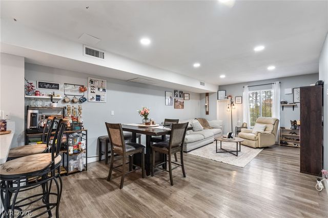6285 West Washington Avenue, Las Vegas, NV 89107