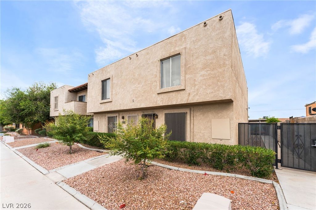 6285 West Washington Avenue, Las Vegas, NV 89107 — photo 4