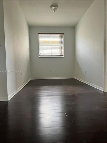 16475 SW 84th Ln 1, Miami, FL 33193