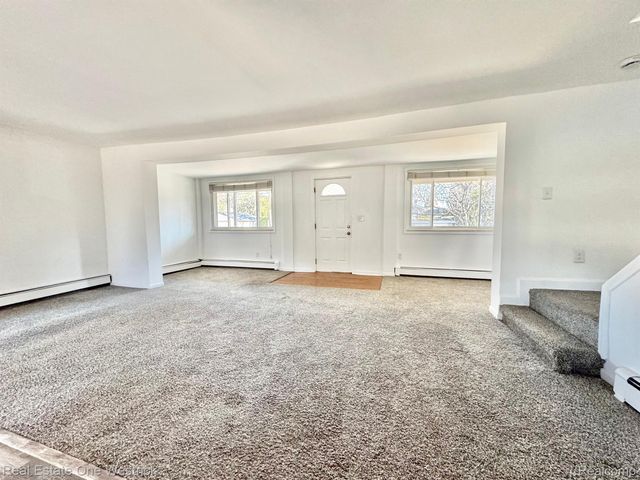 432 Edgewater Drive, Algonac, MI 48001