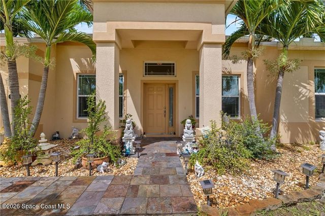 3385 Soft Breeze Circle, Melbourne, FL 32904